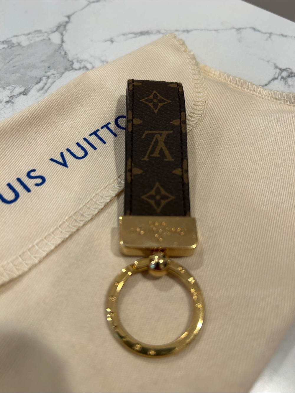 Louis Vuitton Dragonne Key Holder - Picture 4 of 5